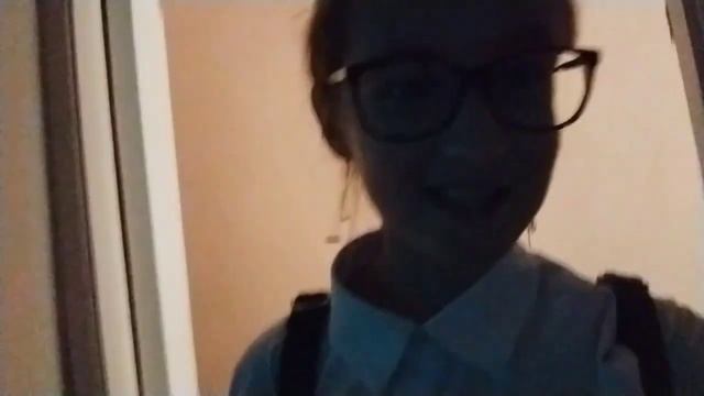 влог//27.10 конец четверти// осенний бал и дискотека//из-за болячки была с бинтом//выставили оценки смотреть онлайн