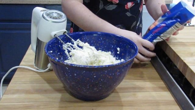 Board Game Bakes | Carrot Cake Game Board from 1950 Clue! смотреть онлайн