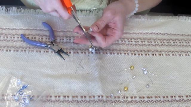 Как сделать кольцо./Feminine colic with beads. смотреть онлайн