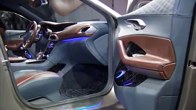 Global debut of Infiniti QX30 Concept at Geneva Motor Show смотреть онлайн