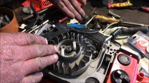 Бензопила,,Хускварна,, от деда!!! Айболит с тахометром!!!Регулировка оборотов...