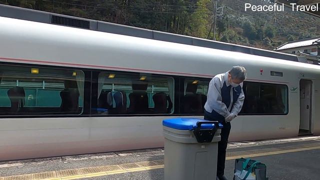 A series of surprises! I went to Yoshino, a tourist spot in Japan, on a special train! смотреть онлайн