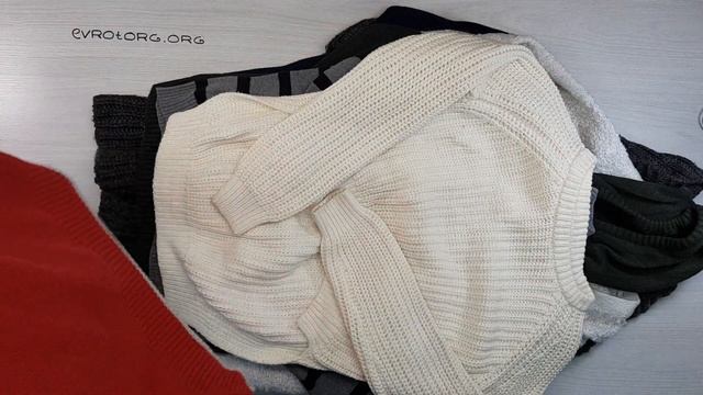 03265 SWEATERS HEAVY (Свитера осень/зима) №10 25 кг. 8,50€ за кг. смотреть онлайн