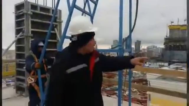 Трап для приемки бетона на вертикальные конструкции ЖК Арт Хаус 26 03 2016 смотреть онлайн