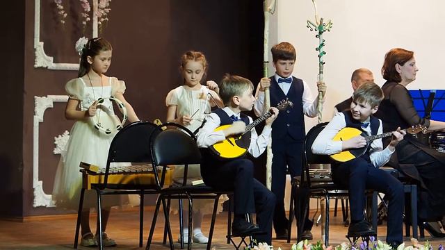 С.Фёдоров "Концертный наигрыш" исполняет ансамбль "Дом солнца" г.Воронеж смотреть онлайн