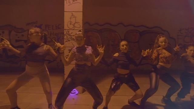 LINDA - ROSALIA & TOKISCHA (Dance Video) смотреть онлайн