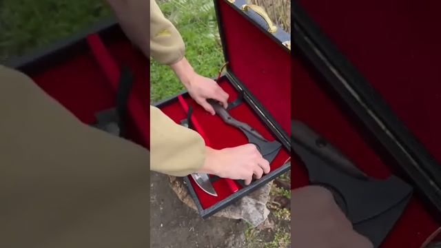 Подарочный набор в кейсе Комплект• Футляр•Топор из стали 60Г• Нож из стали 40х13. Тел89898741119 смотреть онлайн