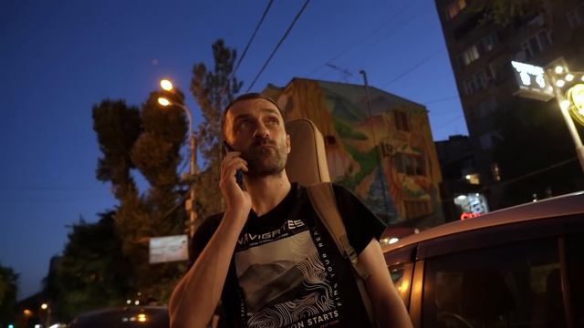 КУКЛА КОЛДУНА на ГИТАРЕ И СКРИПКЕ и РОЗЫГРЫШ В КАФЕ доп РЕАКЦИЯ смотреть онлайн