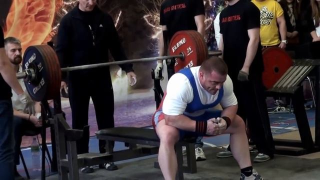 Вадим Кахута, супер рекорд в жиме лежа, 270 кг / Vadim Kahuta bench press 270 kg смотреть онлайн