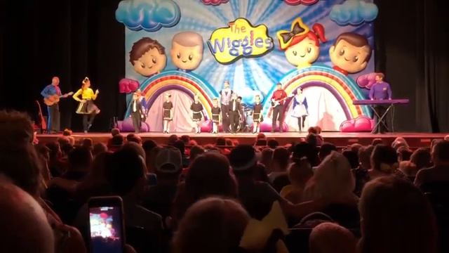 Richens Timm Irish Dance with The Wiggles смотреть онлайн