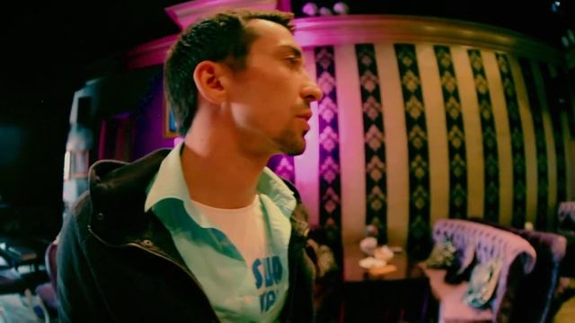 Девушка лакшери в метро [ GAD ] ГАДский Режиссер - 2 серия смотреть онлайн