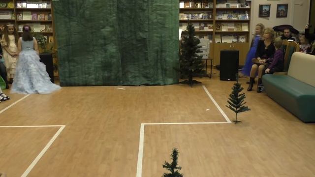Дефиле вечерние платья смотреть онлайн