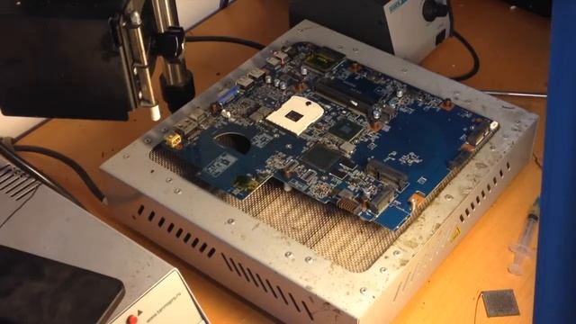 Замена видеочипа Acer 5740 смотреть онлайн