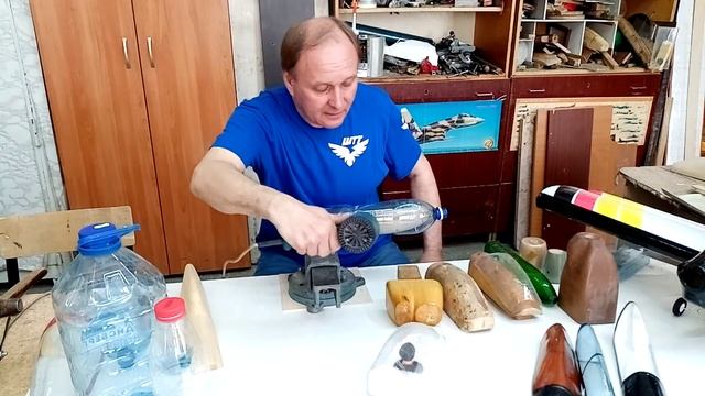 изготовление фонаря и капота для модели из ПЭТ бутылок смотреть онлайн