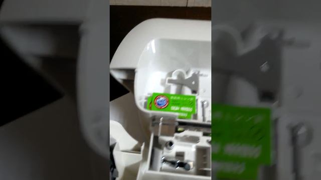 Швейное вышивальная машина Juke HZL-010N Демонстрация работы,машинка в продаже смотреть онлайн