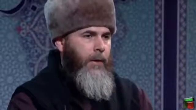 СВЕТ И НУР ОТ ПРОРОКА МУХАММАДА ПРОСВЕТИЛО АИШАТЕ ИГОЛКУ КОТОРАЯ УПАЛА ИЗ РУК КОГДА ЗАХОДИЛ ПРОРОК