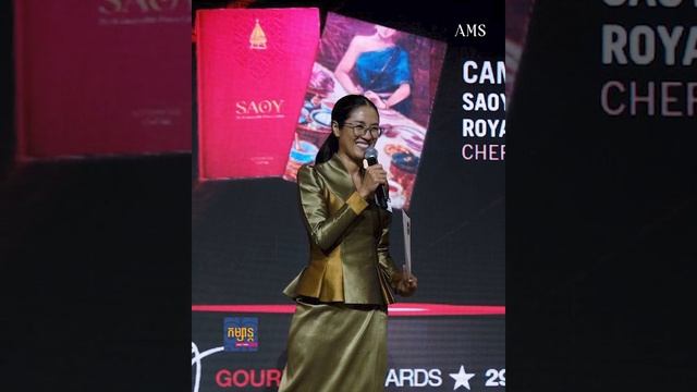 បែបផែនជីវិត៖ Chef Nak ចុងភៅស្រ្តីខ្មែរដំបូងទទួលបានពានរង្វាន់ Gourmand Award смотреть онлайн