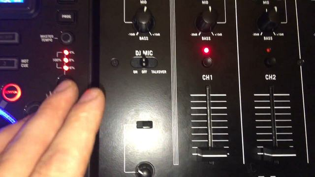 Numark NDX500 & Numark M6 Usb Mixer ( My Setup Overlook)