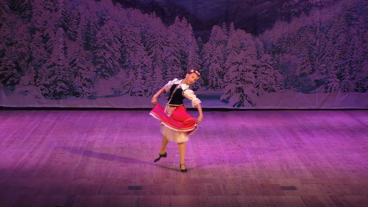 33 Танцевальный калейдоскоп: "Словацкая полька" смотреть онлайн