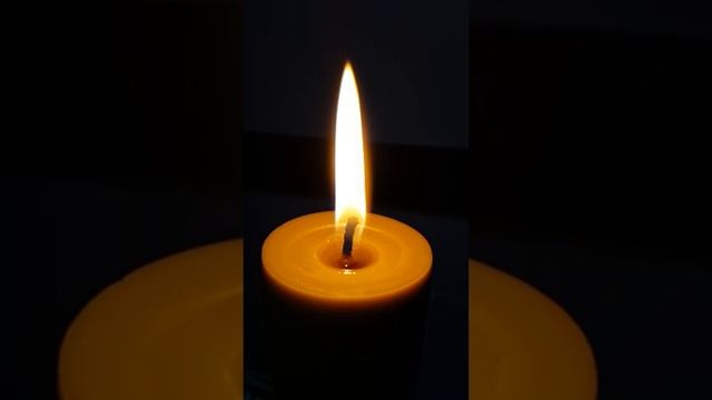 Горение восковой свечи. смотреть онлайн