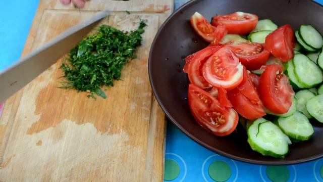 ОВОЩНОЙ САЛАТ С ЛЬНЯНЫМ МАСЛОМ, ВКУСНЫЙ И ПОЛЕЗНЫЙ смотреть онлайн