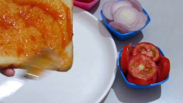 झटपट बनाएं स्पाइसी आलू सैंडविच | Spicy Potato Sandwich - Aloo Sandwich - Veg Sandwich Recipe смотреть онлайн