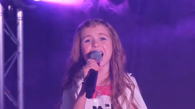 smile - Кира Серова, 8 лет [кавер Jamala] смотреть онлайн