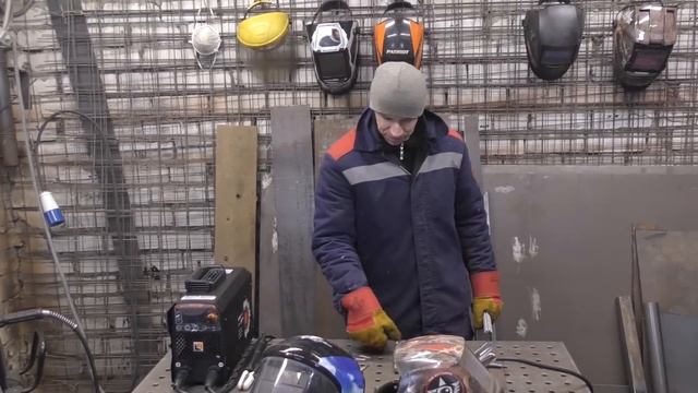 Розыгрыш инвертора FoxWeld UNO MMA200 Syn