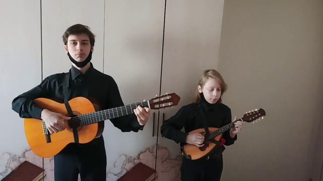 Ун моменто. Карантин. смотреть онлайн