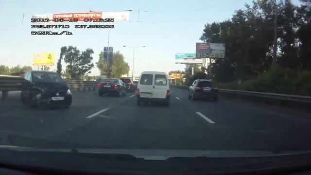 Infiniti FX hits and runs on highway - Infiniti FX хитов работает шоссе смотреть онлайн