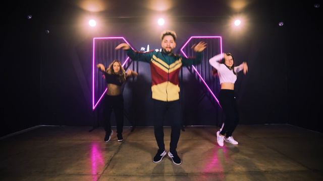 Sanedo - Mika Singh , Nikhita Gandhi , Benny Dayal | FitDance Channel смотреть онлайн