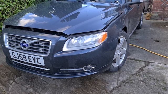 How to fix *Blocked Windscreen Washers* + HEADLIGHT/WINDSCREEN WASHER SYSTEM EXPLAINED - P3 Volvo смотреть онлайн