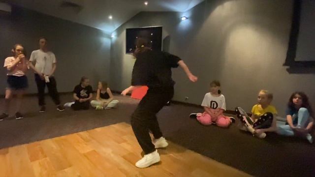 Ваня vs Вика Dance Battle Яхрома 22 смотреть онлайн