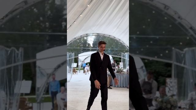 НОМЕР С ФРИСТАЙЛОМ смотреть онлайн