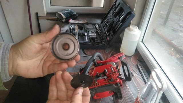 Ремонт масло насоса на бензопиле "Емак" смотреть онлайн