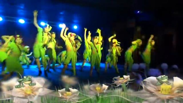 12 01 2013.Ансамбль "Афродита".Танец лягушек.mpg смотреть онлайн