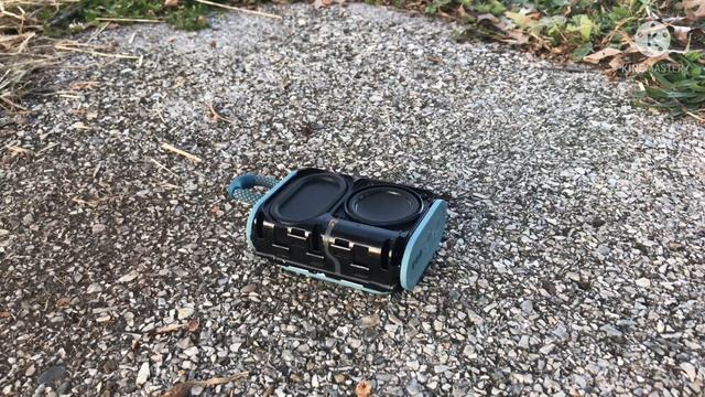 Off-Brand Speaker VS. JBL Go 3 Bass Test смотреть онлайн
