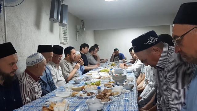 Ифтар в мечети Булгарского наследия