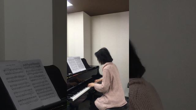 T.Kenins Horse Riding Т.Кенинс 5. Прогулка Верхом World Piano Piece for Beginners Hiroshima Consolo смотреть онлайн