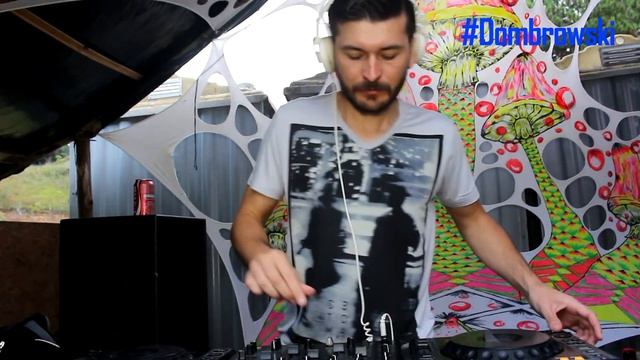 DOMBROWSKI - PSYCHO GARDEN Heats смотреть онлайн