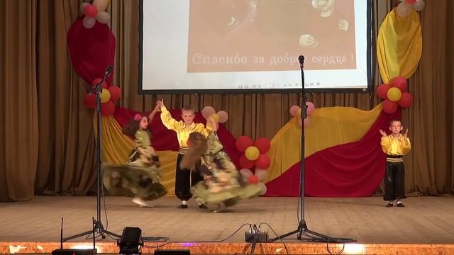 Цыганский танец. Детский сад №3 .г.Кадом смотреть онлайн