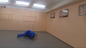 Кувырок назад Усиро укеми