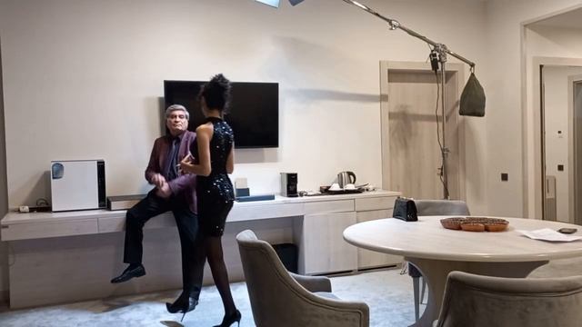 Катта хонадон сирлари сериалининг 2-фасли. Суратга олиш жараёни. Кузатиб боринг смотреть онлайн