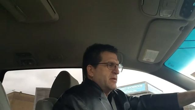 A walkthrough for Matt E. Toyota Sienna 2004 LE White смотреть онлайн