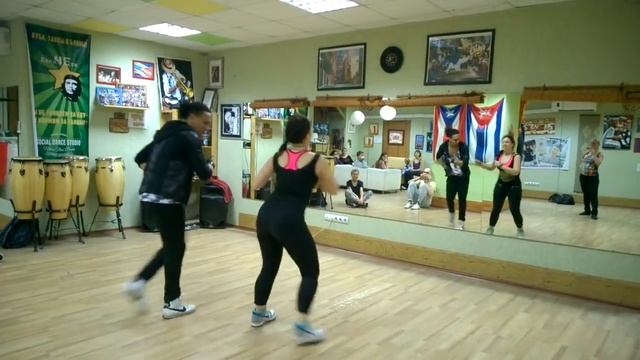 SALSA CUBANA (CASINO) Advanced. Yoanis Meneses & Olga Samoilova смотреть онлайн