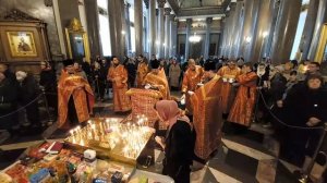 Вечернее богослужение накануне Радоницы