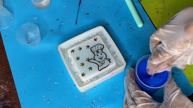 DIY Luxe Trap Doughboi Resin Ashtray| Crafting w/ CS 💜| Use Alcohol Ink, Mica & Glow Powder! смотреть онлайн