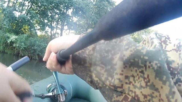 ПЕРЕКАТЫ И КОРЯГИ КИШАТ ХОРОШИМИ ЩУКАМИ !!! Рыбачим сплавом с другом по реке. Рыбалка на щуку 2023. смотреть онлайн