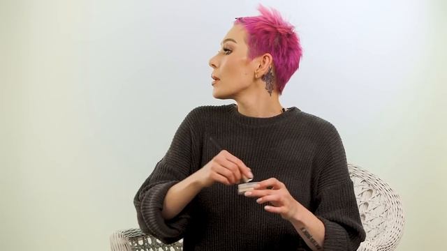 Тестируем обновленные мейк ап стики от Нинель смотреть онлайн