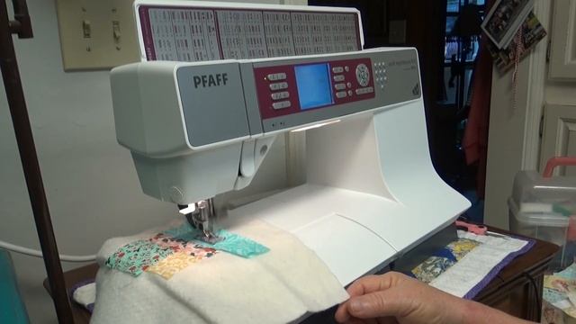 PFAFF Quilt Expression 4.0 Sewing Machine Sales Demo смотреть онлайн